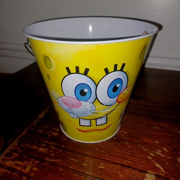 Spongebob x Easter tin bucket BNWOT VHTF RARE - Picture 4 of 4